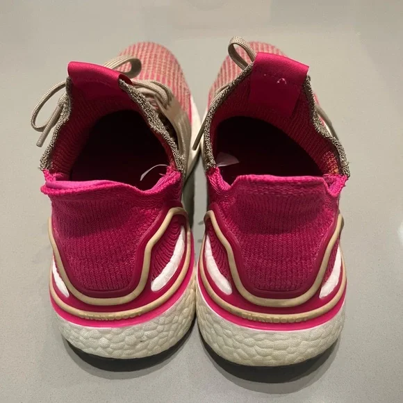 Adidas Woman Ultraboost 19 Pink/Tan Sneakers with Knit Mesh Upper SZ 7.5 - Picture 5 of 8